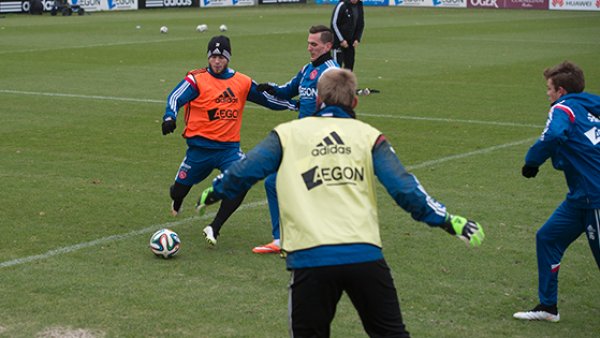 球场表现 球场表现